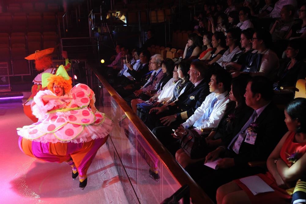 Visitors were treated to an ice show spectacular in Studio B- Mariner of the Seas